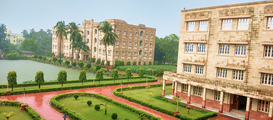Ramakrishna Mission Vivekananda Educational And Research Institute