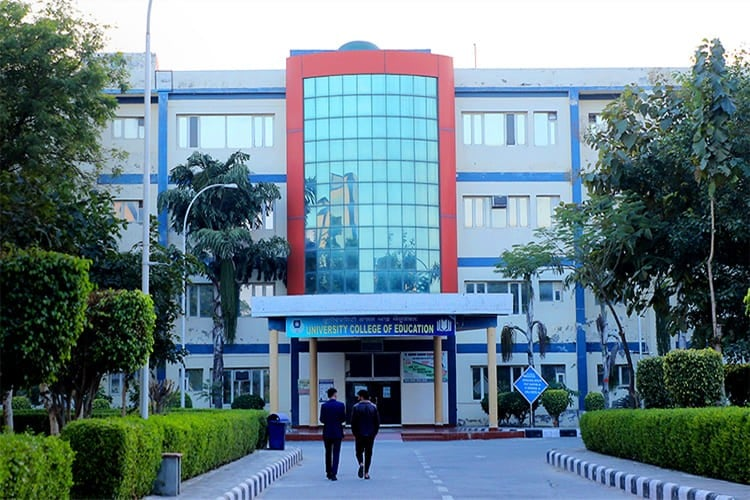 Guru Kashi University
